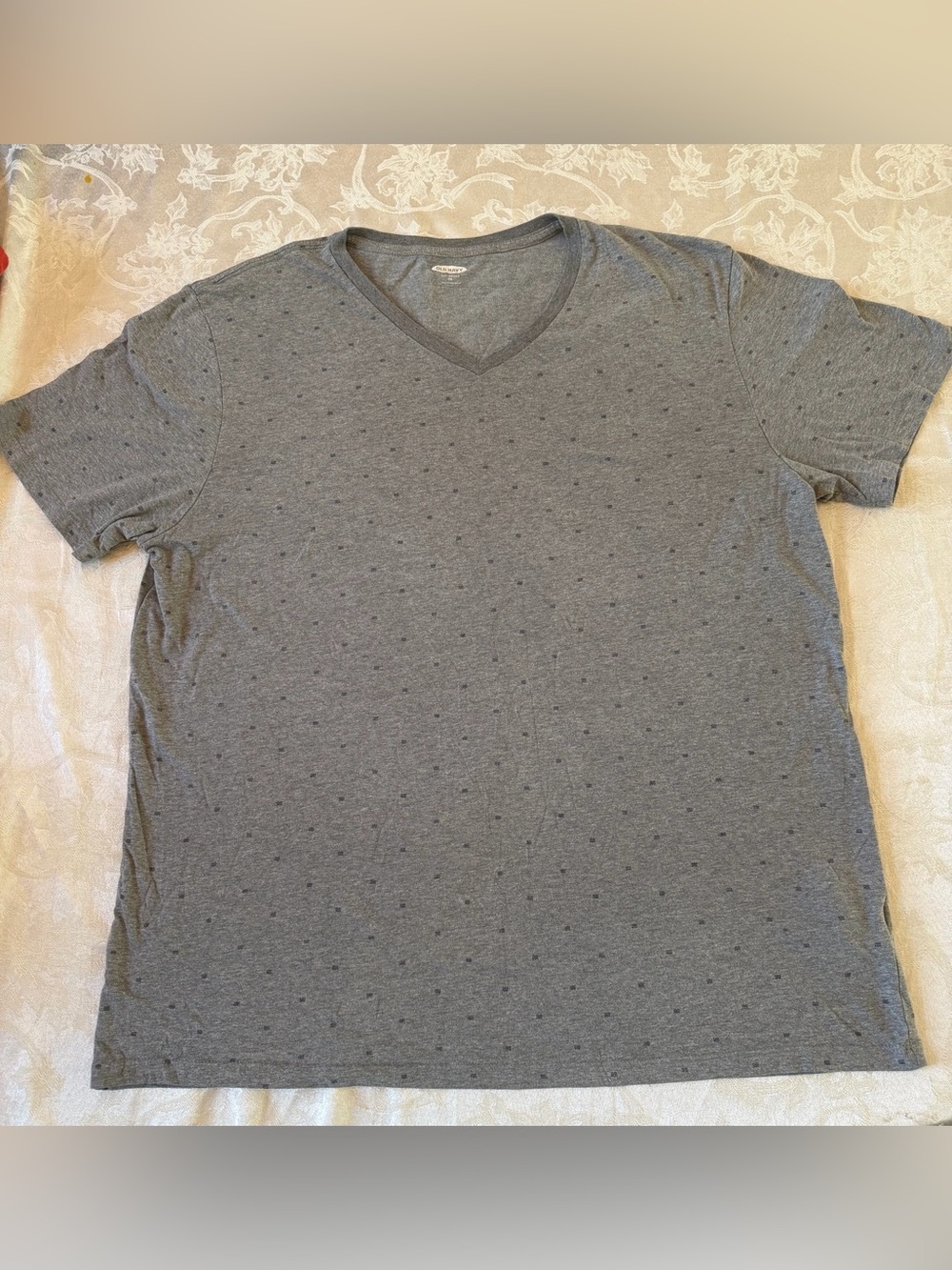 Old Navy Men's Soft-Washed V-Neck T-Shirt Patterned, Size XXL
